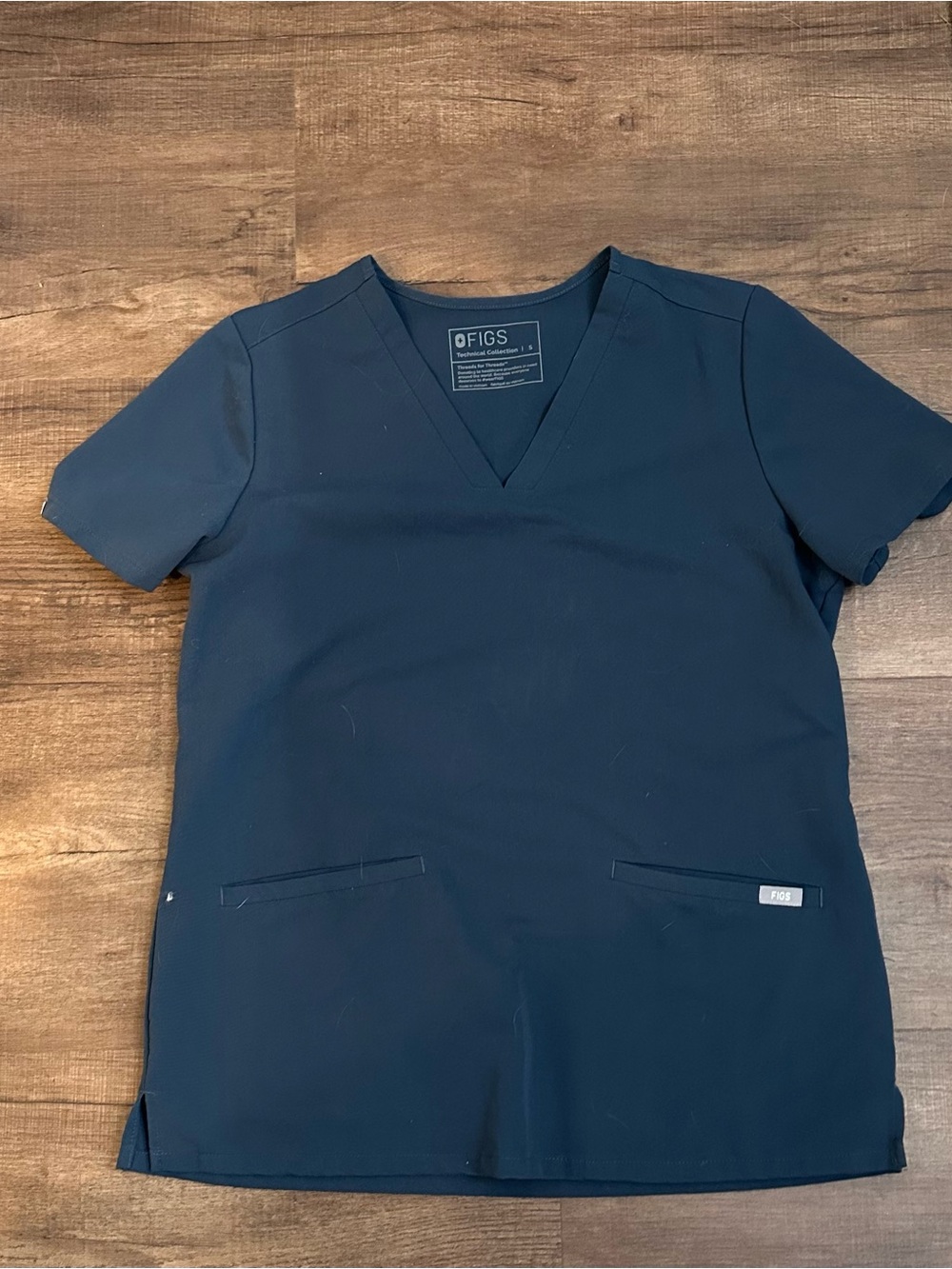 FIGS V-Neck Scrub Top